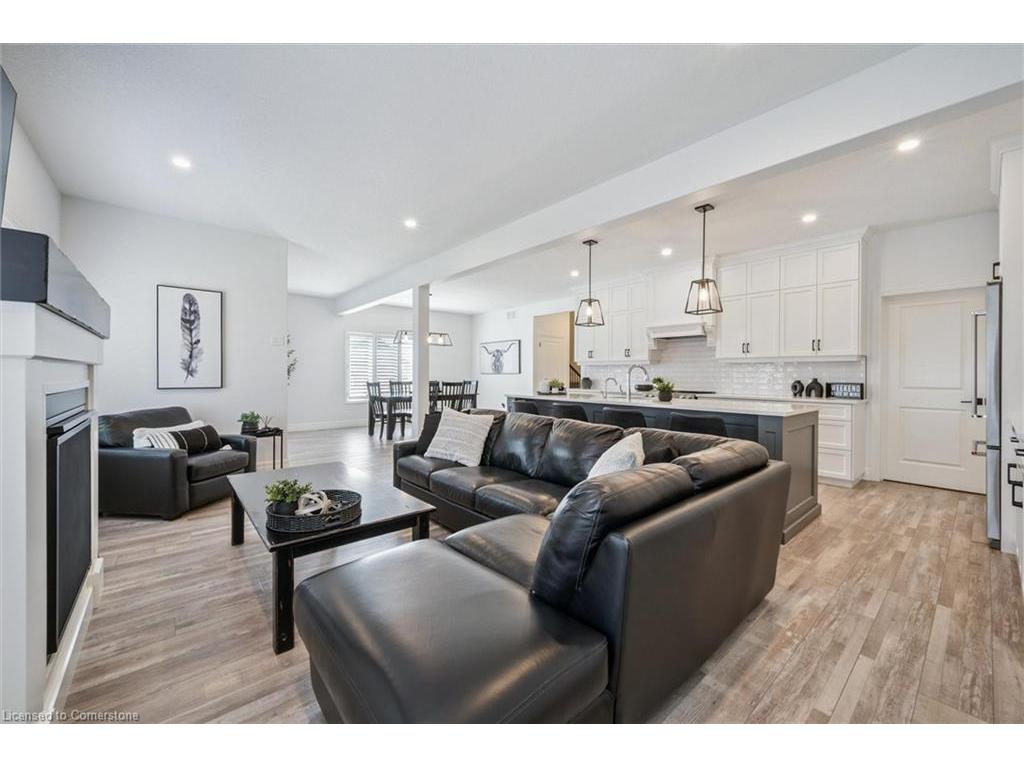 









164


Woodberry

Crescent,
Elmira,




ON
N3B 0E4

