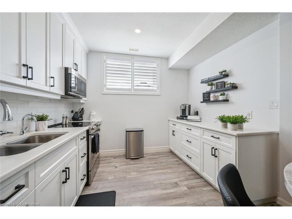 









164


Woodberry

Crescent,
Elmira,




ON
N3B 0E4

