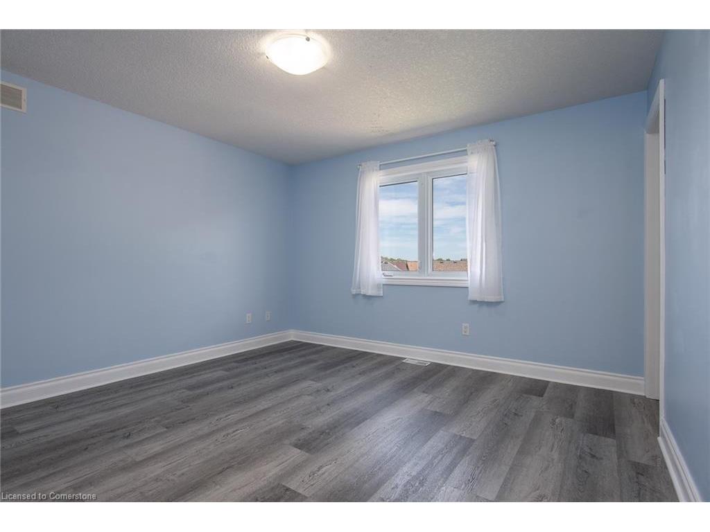 









35


Yarrow

Court,
Kitchener,




ON
N2E 4C4

