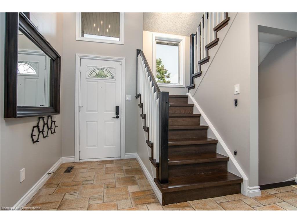 









518


Baringham

Place,
Waterloo,




ON
N2T 2J4

