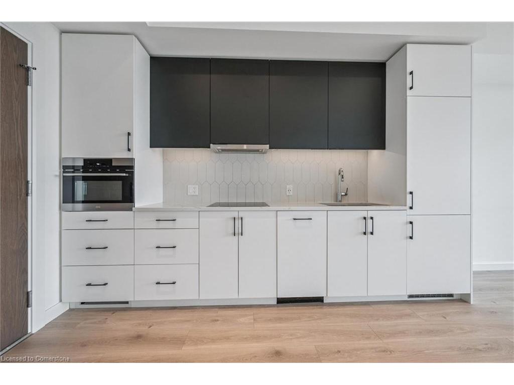 









741


King

Street West, 501,
Kitchener,




ON
N2G 4K9

