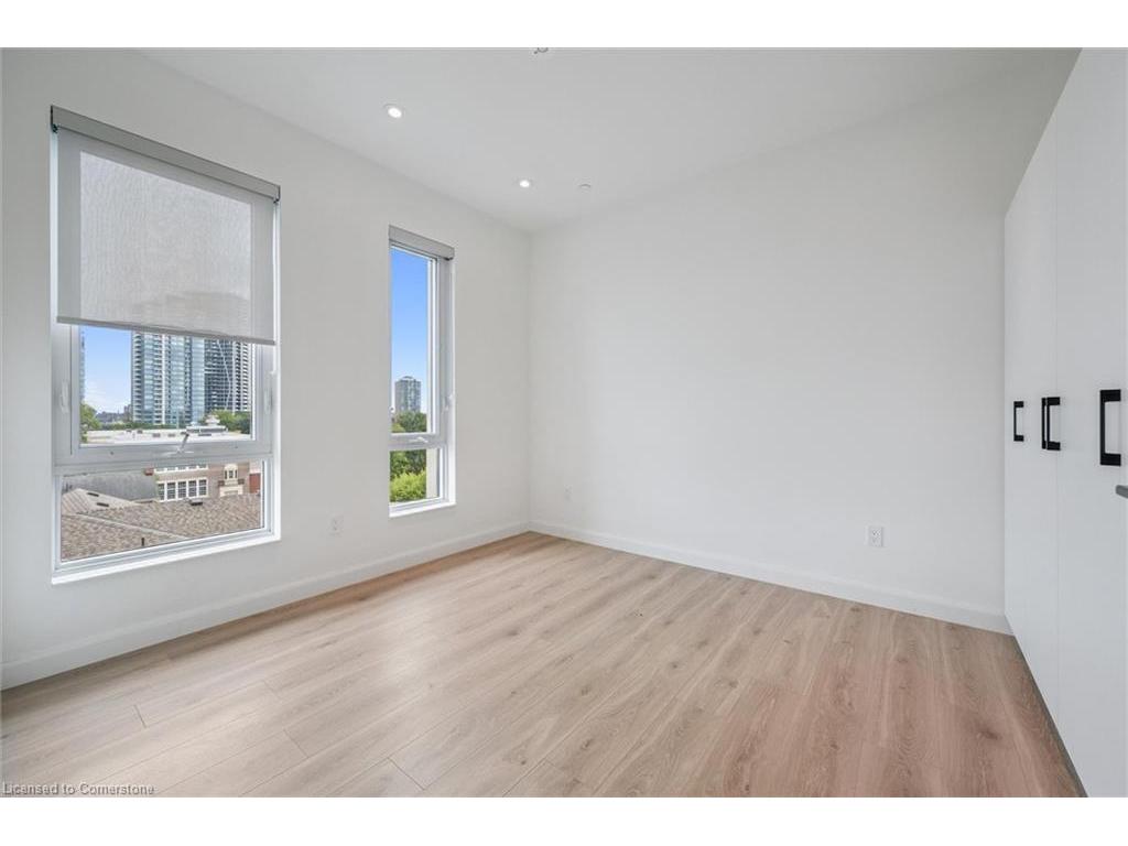 









741


King

Street West, 501,
Kitchener,




ON
N2G 4K9

