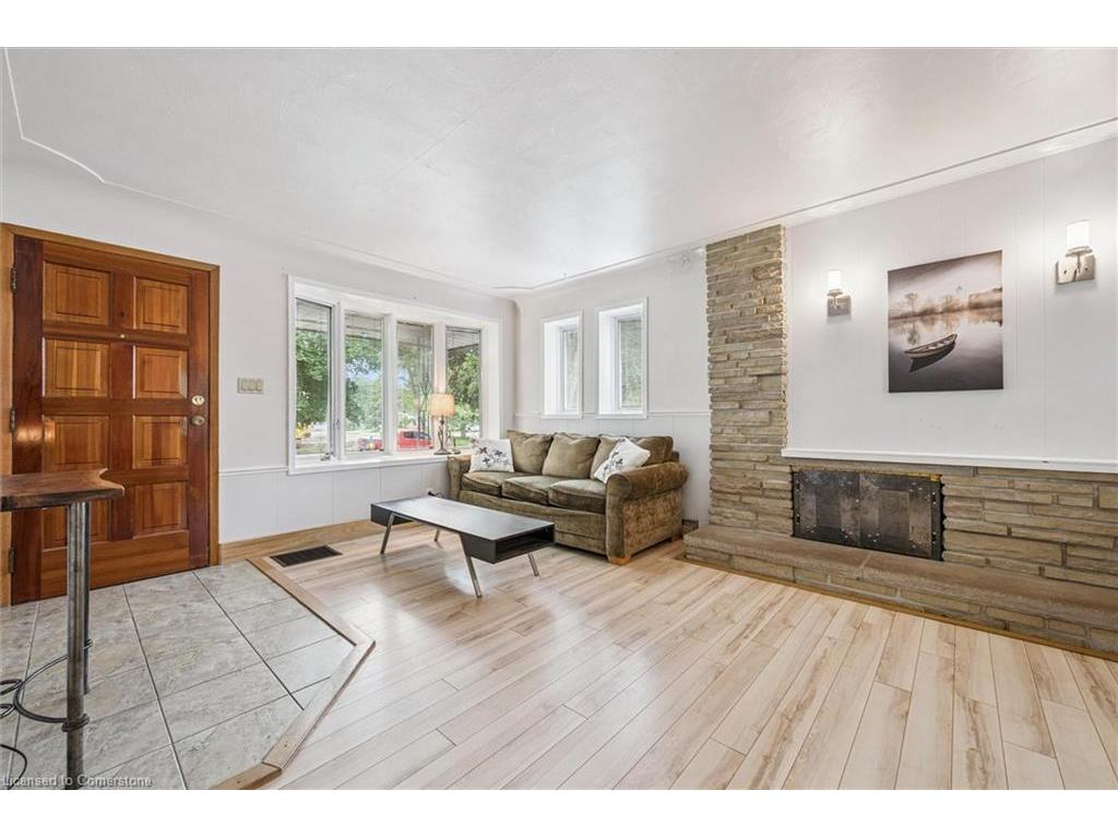 









24


Peel

Street,
West Montrose,




ON
N0B 2V0

