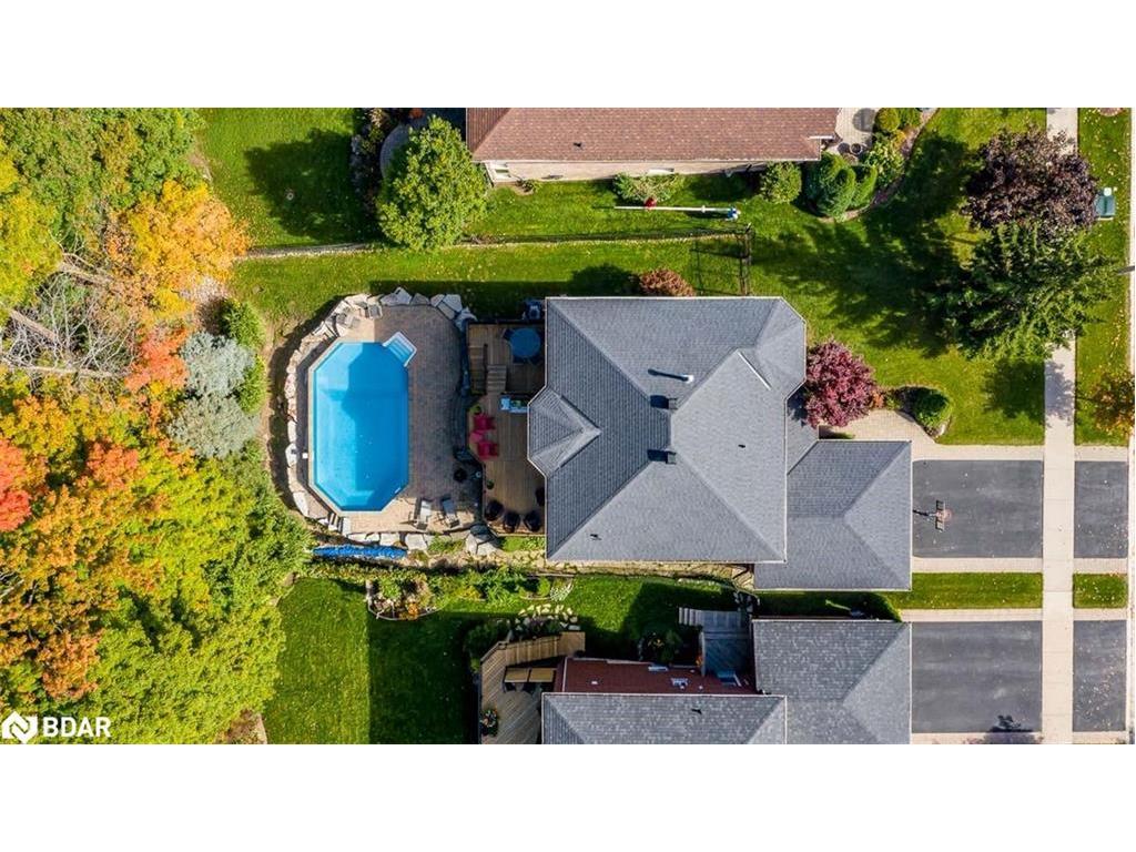 









32


Nicklaus

Drive,
Barrie,




ON
L4M 6W5

