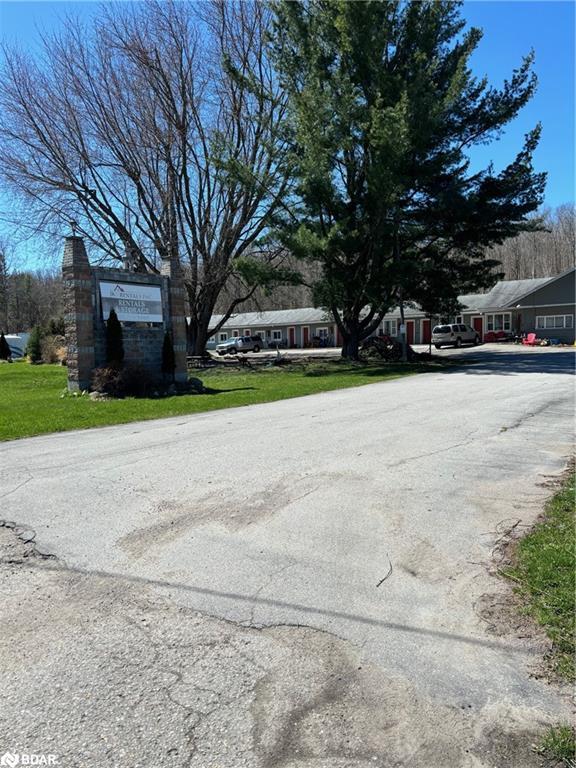 









12774


County Rd 16

Road,
Waubaushene,




ON
L0K 2C0

