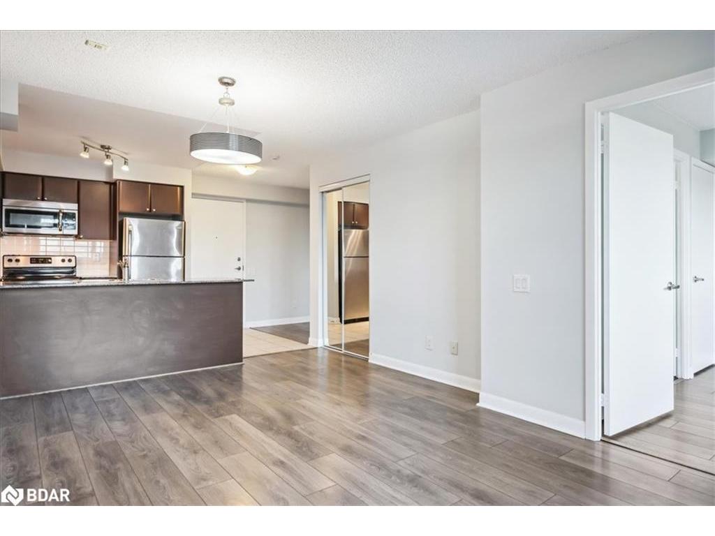 









525


Wilson

Avenue, 405,
North York,




ON
M3H 0A7

