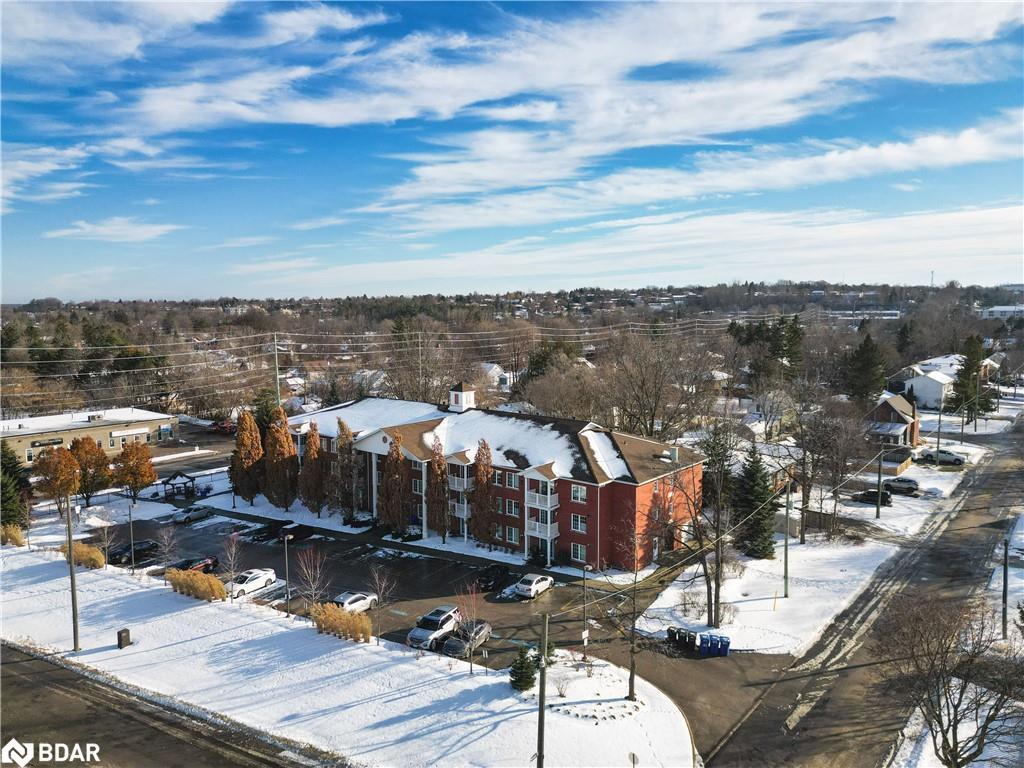 









49


Jacobs

Terrace, 215,
Barrie,




ON
L4N 0W4


