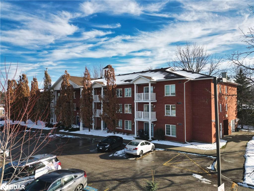 









49


Jacobs

Terrace, 215,
Barrie,




ON
L4N 0W4

