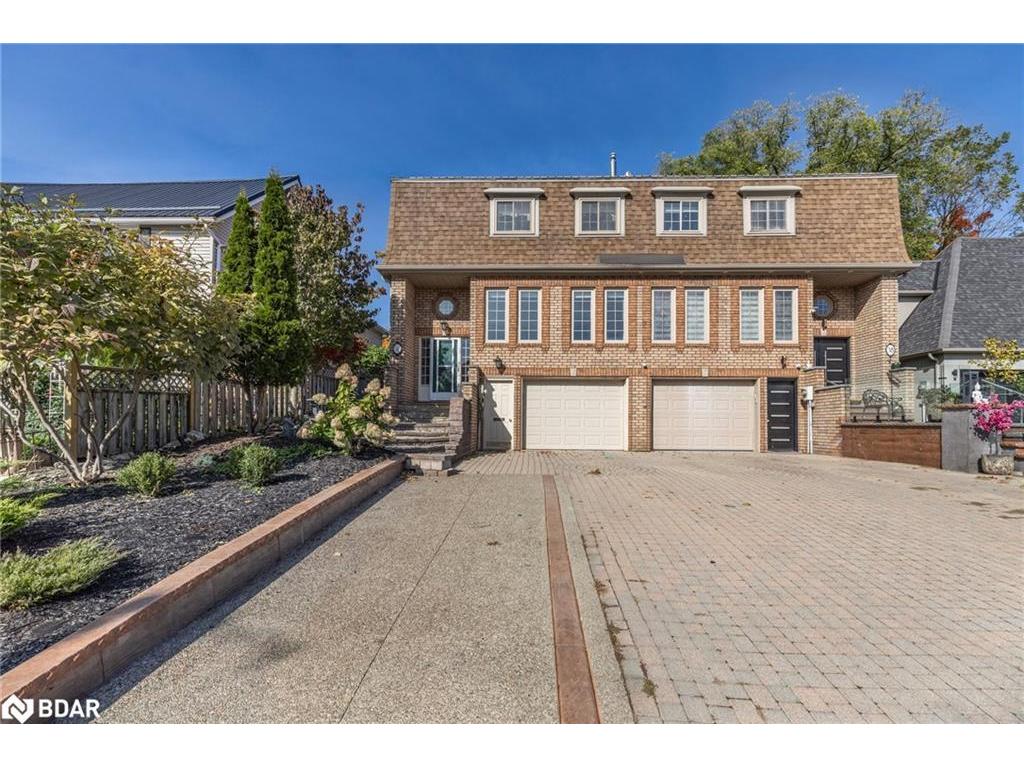 









36


Kempenfelt

Drive,
Barrie,




ON
L4M 1B9

