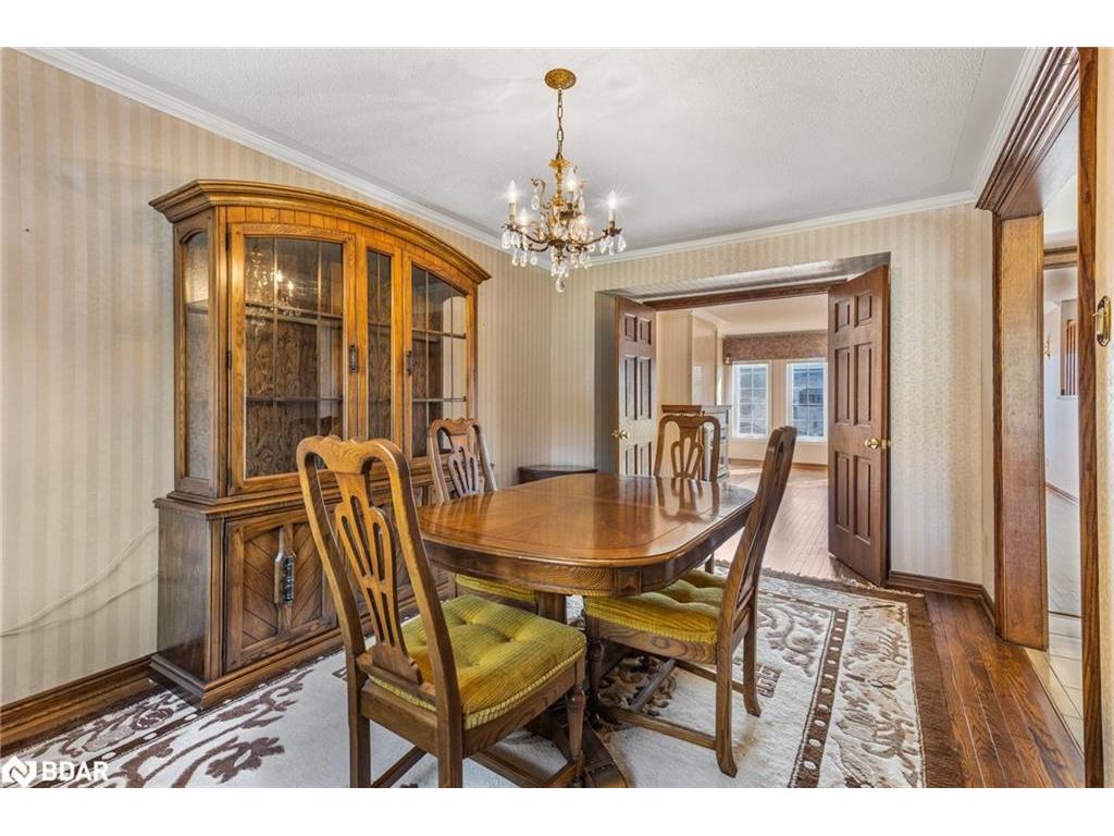 









36


Kempenfelt

Drive,
Barrie,




ON
L4M 1B9

