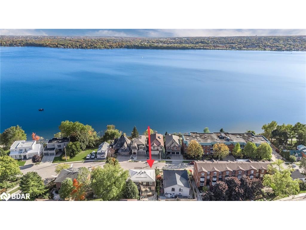 









36


Kempenfelt

Drive,
Barrie,




ON
L4M 1B9

