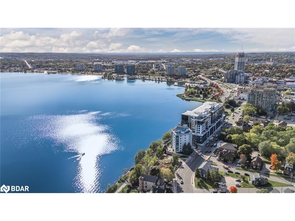 









36


Kempenfelt

Drive,
Barrie,




ON
L4M 1B9

