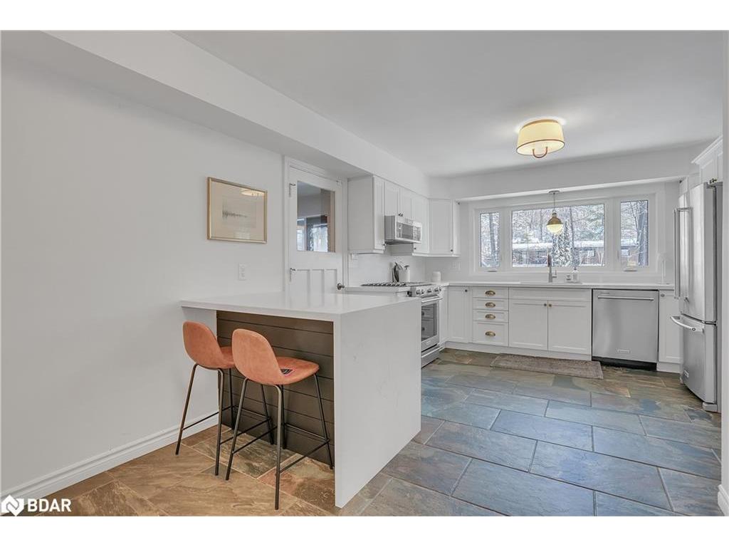 









11


Vernar

Drive,
Midhurst,




ON
L0L 1X0


