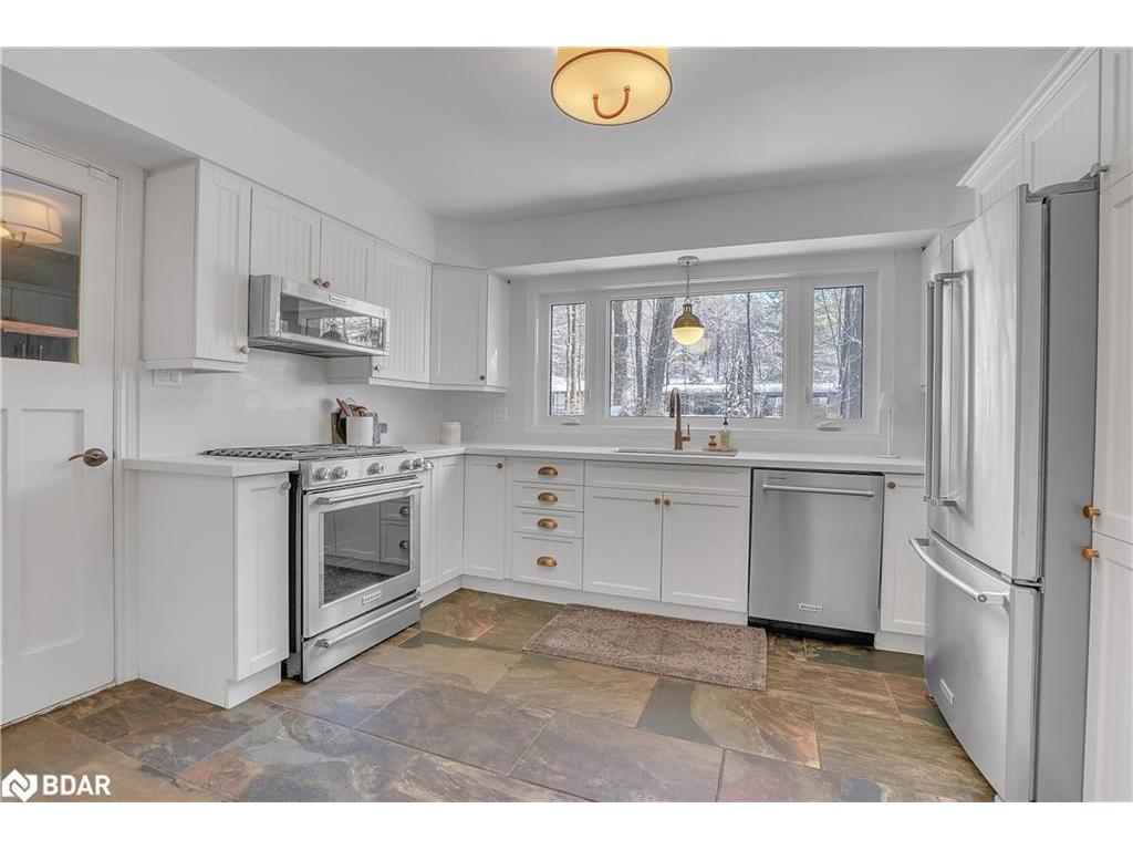 









11


Vernar

Drive,
Midhurst,




ON
L0L 1X0

