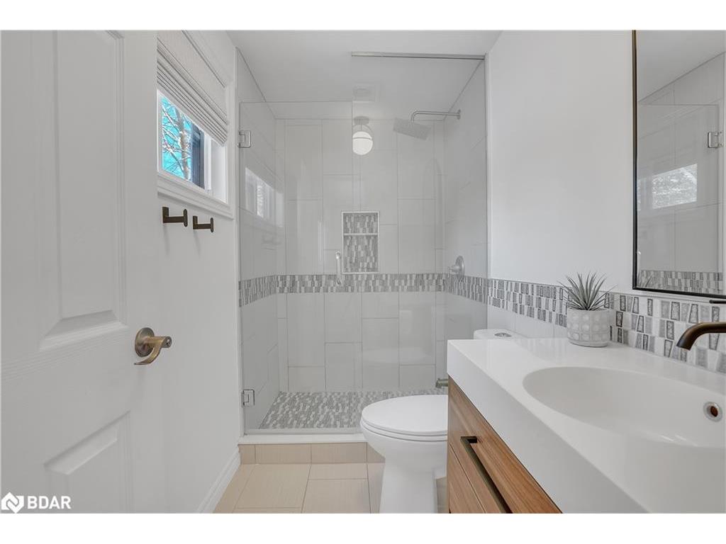 









11


Vernar

Drive,
Midhurst,




ON
L0L 1X0

