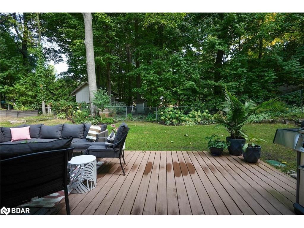 









11


Vernar

Drive,
Midhurst,




ON
L0L 1X0

