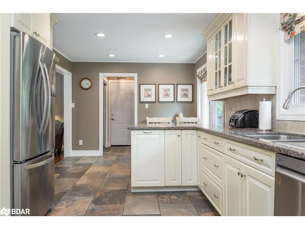 









6492


13th

Line,
Alliston,




ON
L9R 1V4

