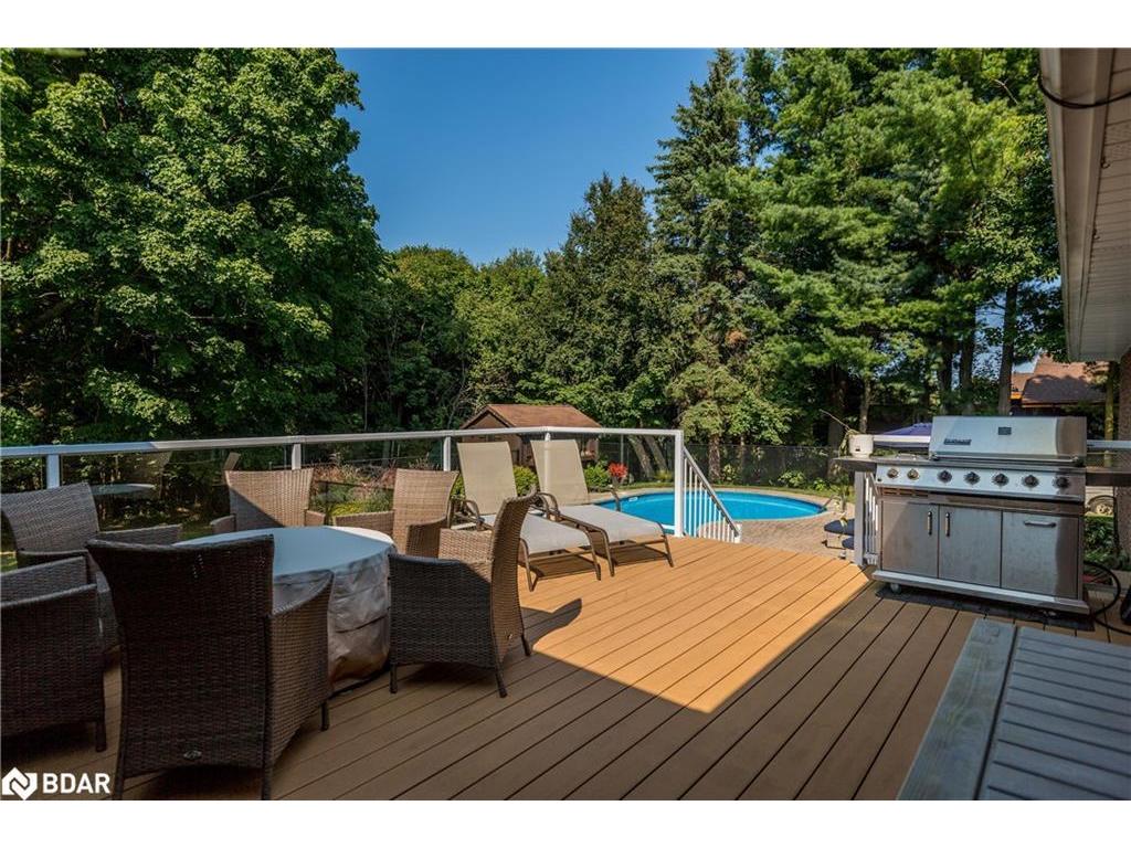 









6492


13th

Line,
Alliston,




ON
L9R 1V4

