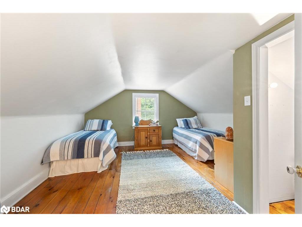 









311


Tollendal Mill

Road,
Barrie,




ON
L4N 7S6


