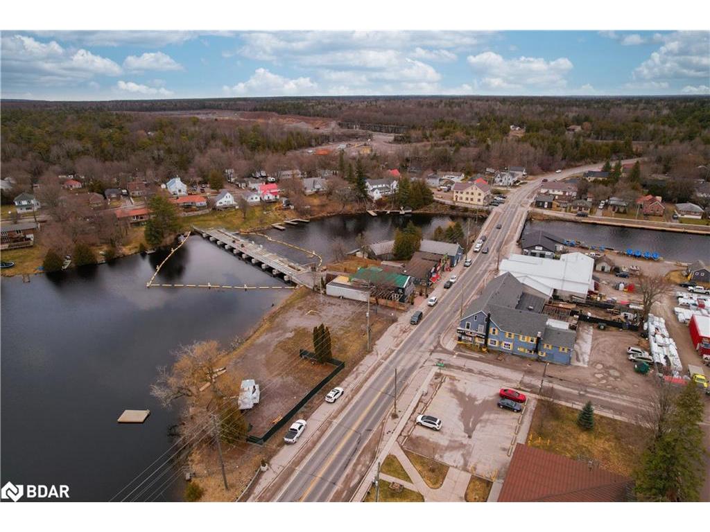 









6672


Highway 35

Highway,
Coboconk,







ON
L0K 1M0

