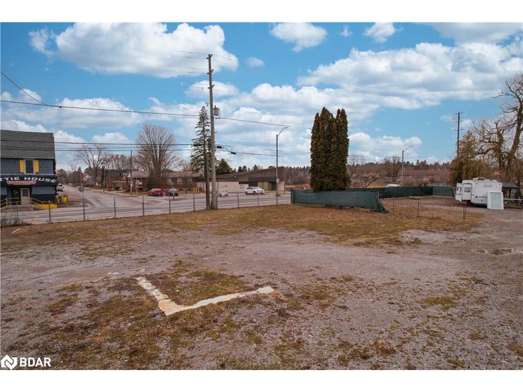 









6672


Highway 35

Highway,
Coboconk,







ON
L0K 1M0

