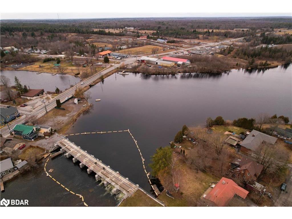 









6672


Highway 35

Highway,
Coboconk,







ON
L0K 1M0

