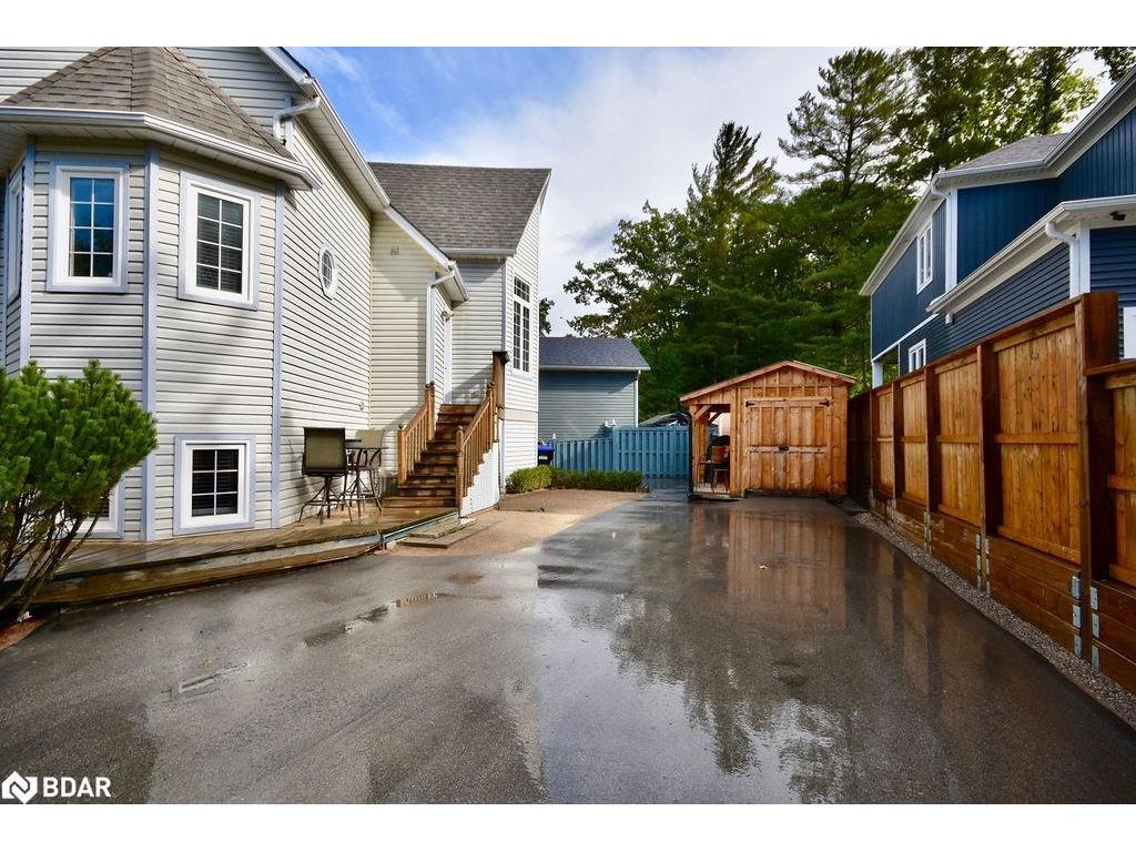









25


Laidlaw

Street,
Wasaga Beach,




ON
L9Z 2L2

