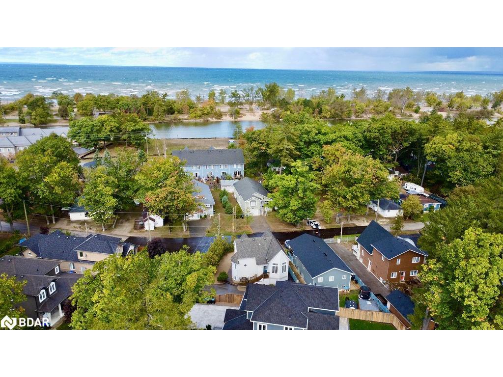 









25


Laidlaw

Street,
Wasaga Beach,




ON
L9Z 2L2

