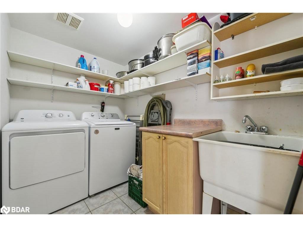 









3888


Barley

Trail,
Mississauga,




ON
L5M 6N2

