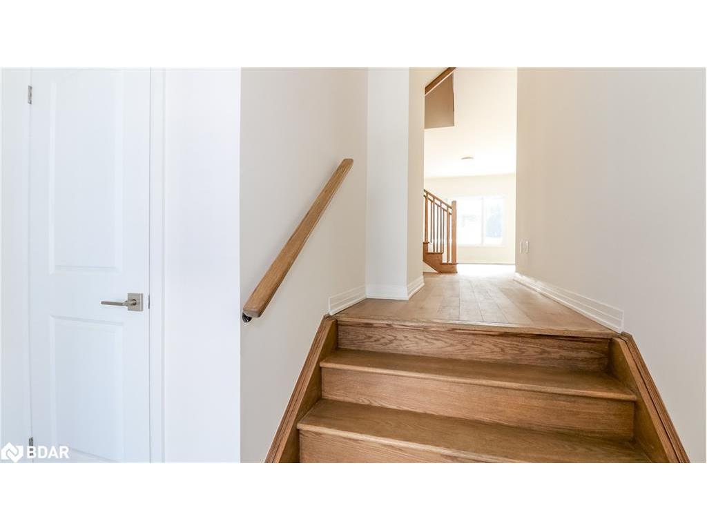 









3778


Sunbank

Crescent,
Severn,




ON
L3V 6H3

