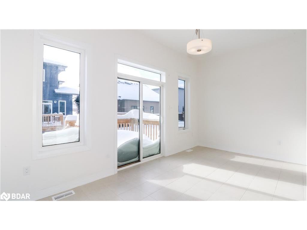 









3778


Sunbank

Crescent,
Severn,




ON
L3V 6H3


