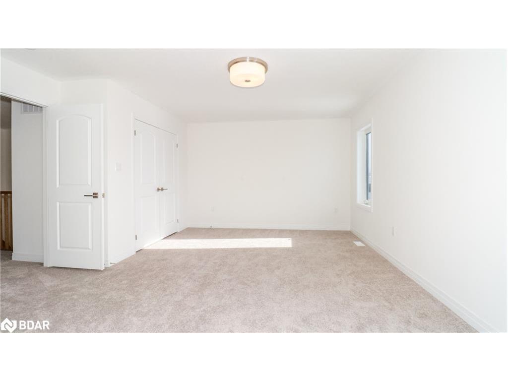 









3778


Sunbank

Crescent,
Severn,




ON
L3V 6H3

