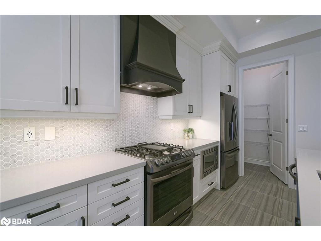 









3173


Millicent

Avenue,
Oakville,




ON
L6H 0V2

