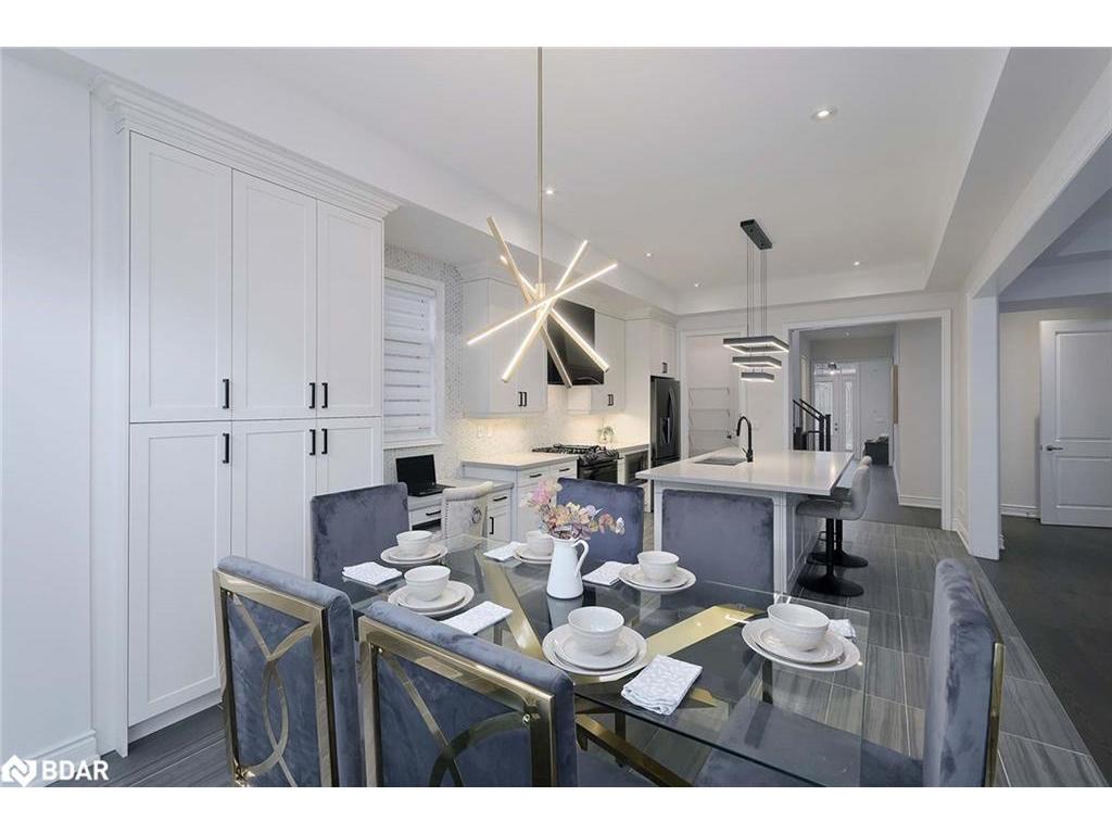 









3173


Millicent

Avenue,
Oakville,




ON
L6H 0V2

