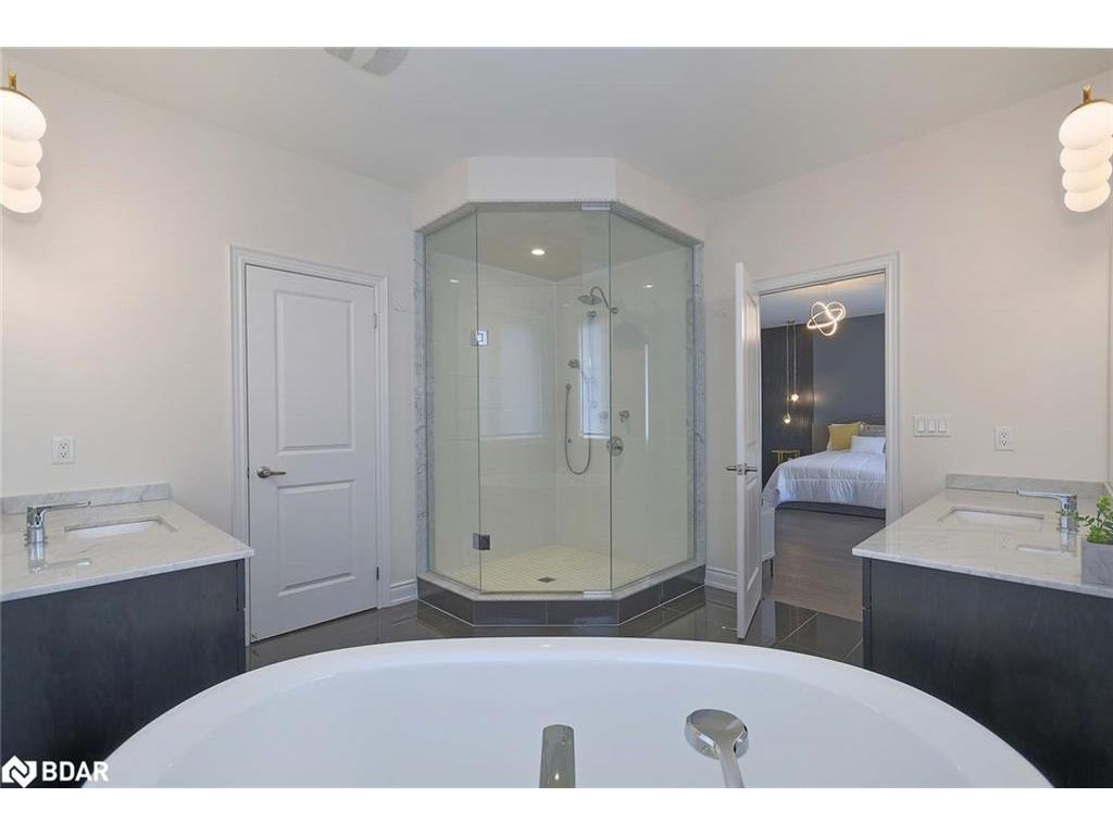 









3173


Millicent

Avenue,
Oakville,




ON
L6H 0V2

