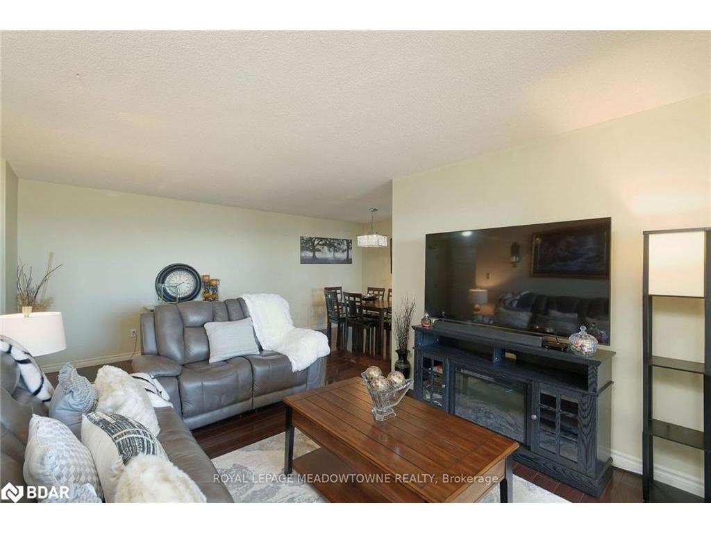 









30


Malta

Avenue, 2110,
Peel,




ON
L6Y 4S5

