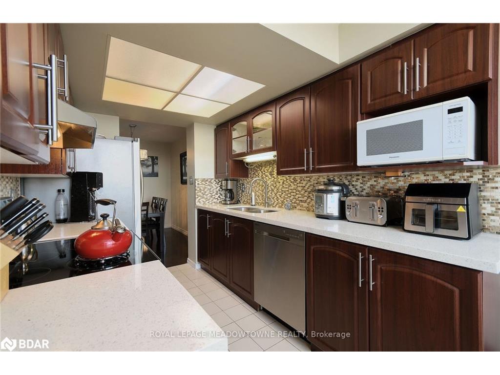









30


Malta

Avenue, 2110,
Peel,




ON
L6Y 4S5


