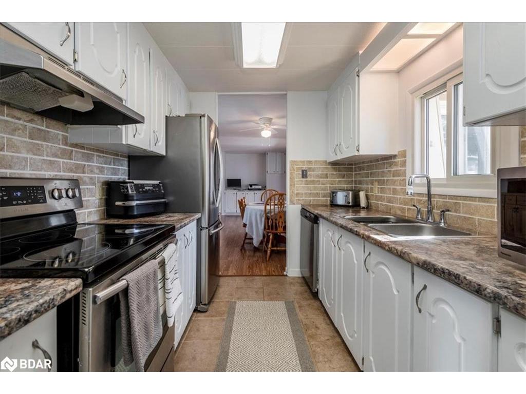 









25


Hawthorne

Drive,
Innisfil,




ON
L9S 1P1

