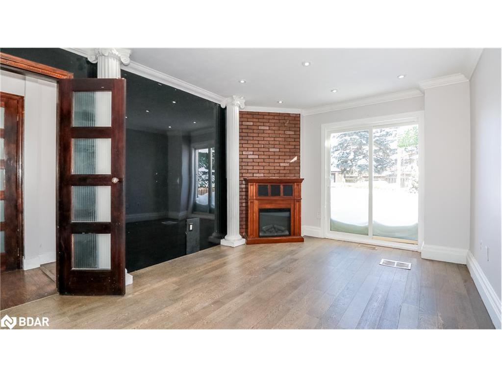 









104


Brown

Street,
Barrie,




ON
L4N 7V6

