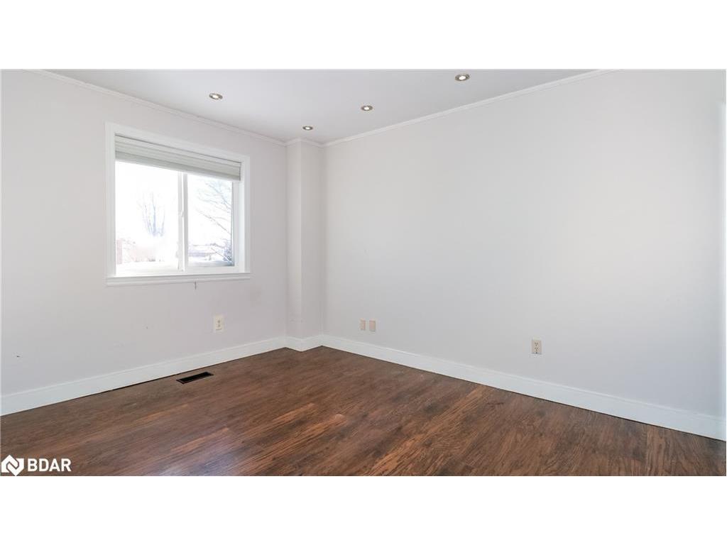 









104


Brown

Street,
Barrie,




ON
L4N 7V6

