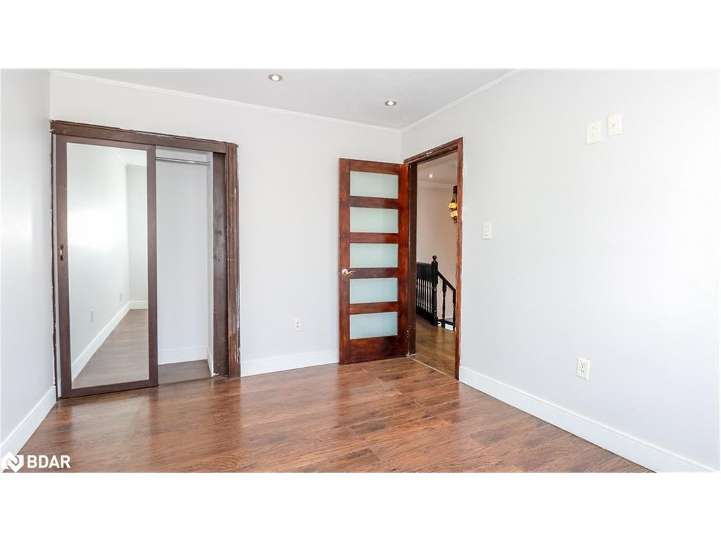 









104


Brown

Street,
Barrie,




ON
L4N 7V6

