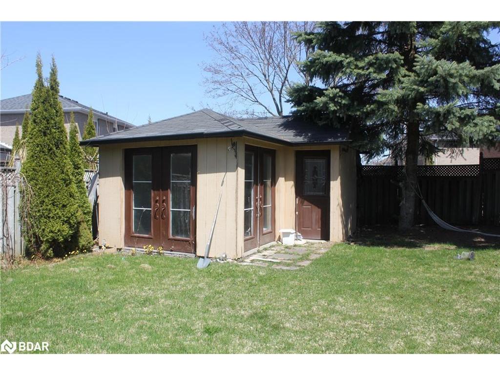 









104


Brown

Street,
Barrie,




ON
L4N 7V6

