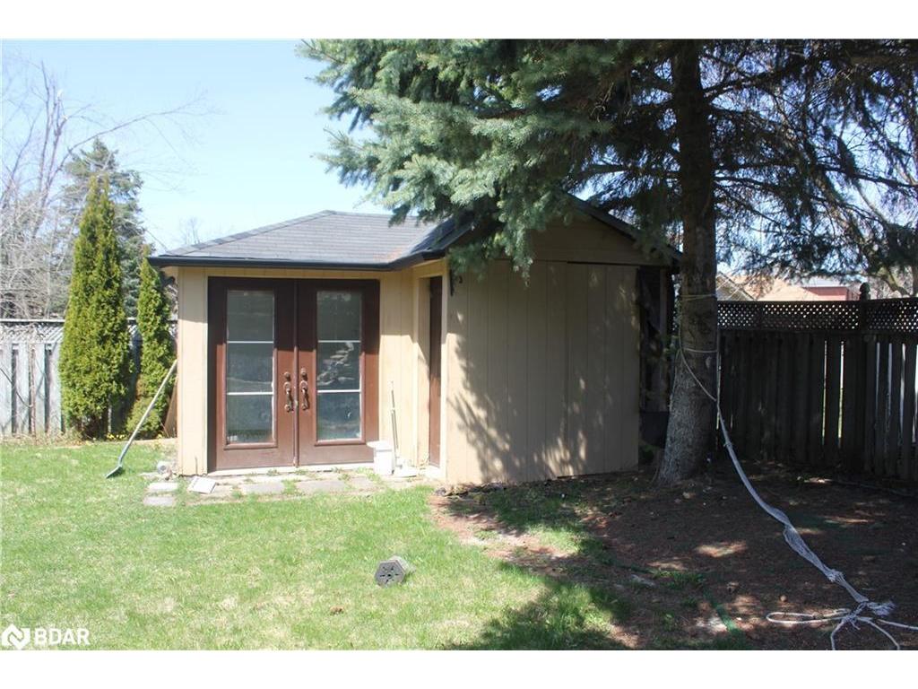 









104


Brown

Street,
Barrie,




ON
L4N 7V6

