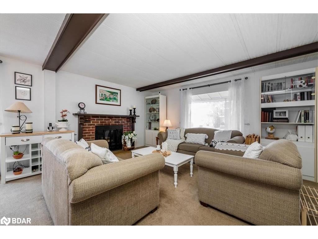 









8


Bonavista Arm

,
Innisfil,




ON
L9S 1P5

