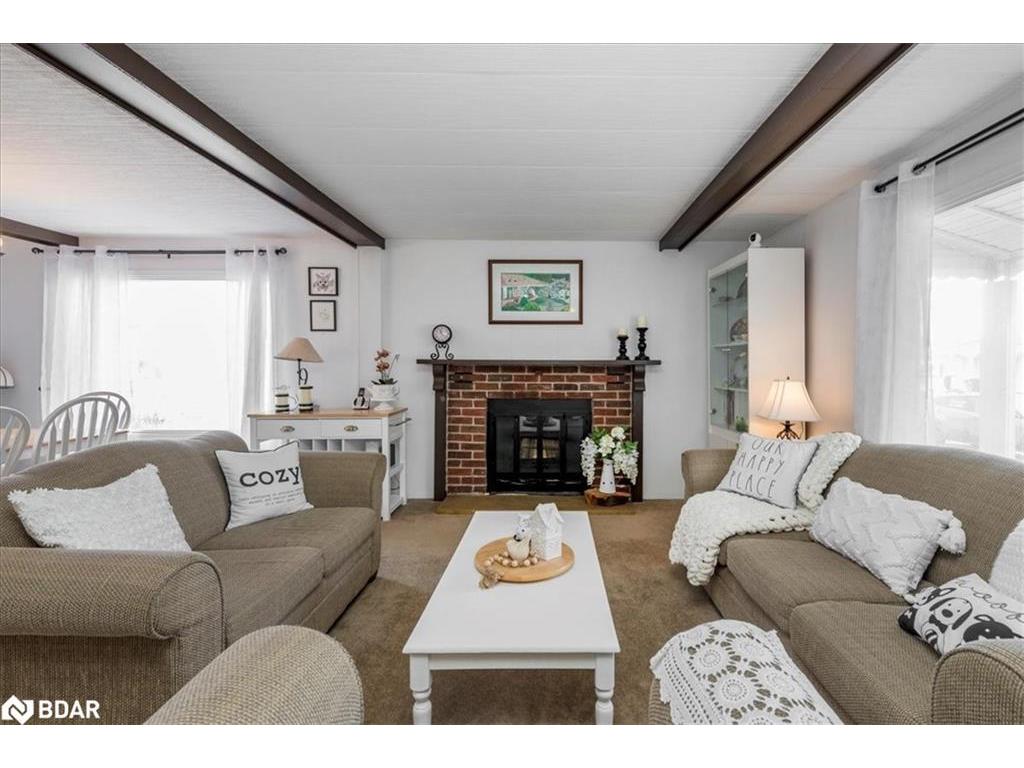 









8


Bonavista Arm

,
Innisfil,




ON
L9S 1P5

