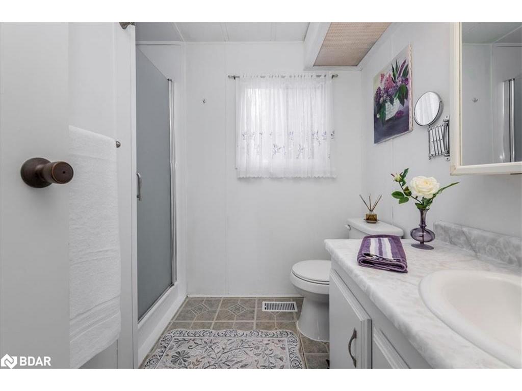









8


Bonavista Arm

,
Innisfil,




ON
L9S 1P5

