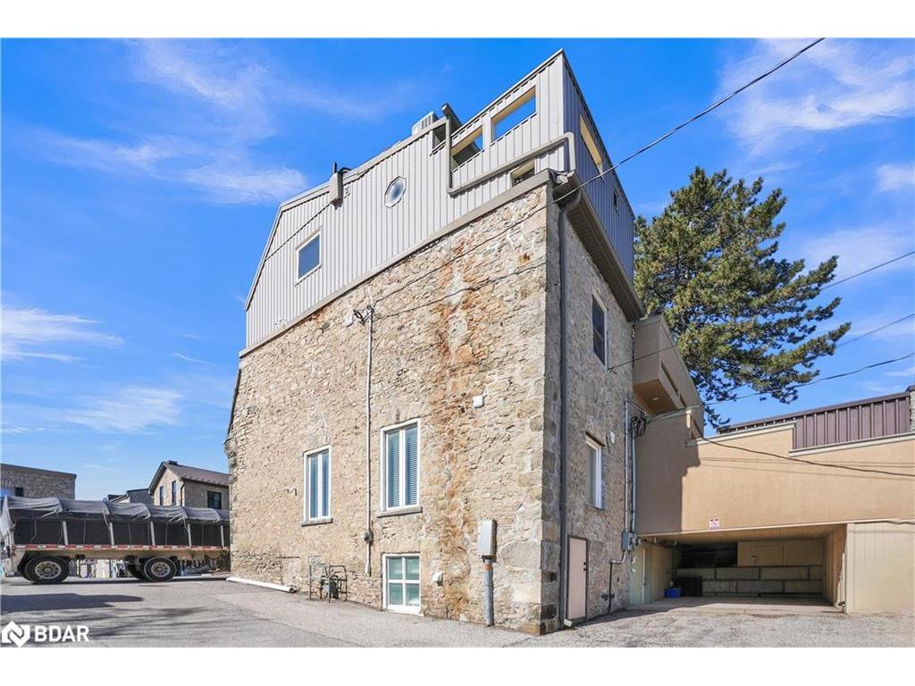 









130


St David

Street South,
Fergus,




ON
N1M 2L3

