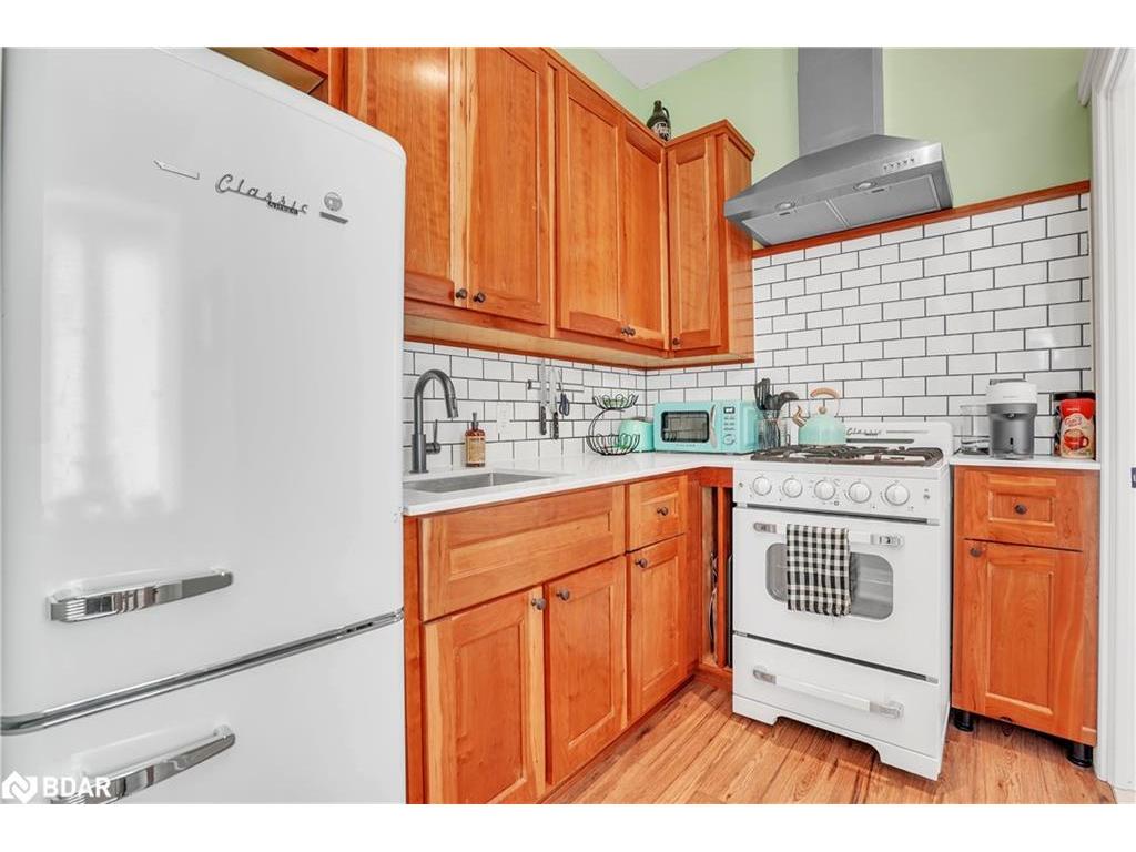 









130


St David

Street South,
Fergus,




ON
N1M 2L3

