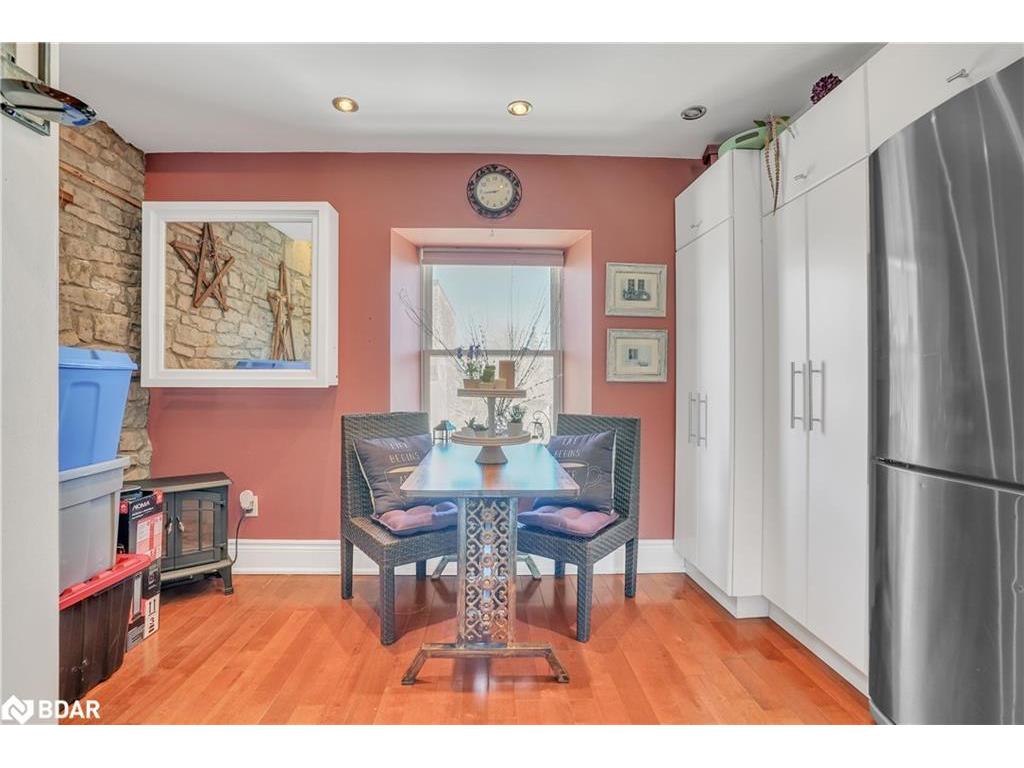 









130


St David

Street South,
Fergus,




ON
N1M 2L3

