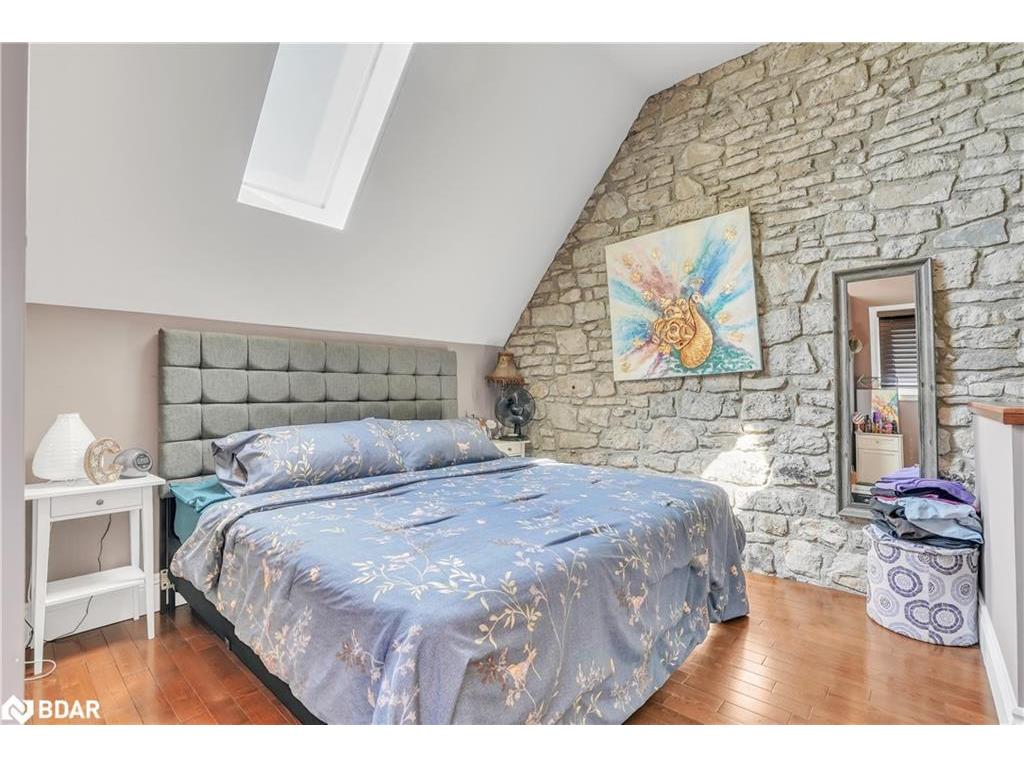 









130


St David

Street South,
Fergus,




ON
N1M 2L3

